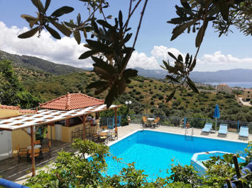 Foto Villa Jota ** Marathokampos
