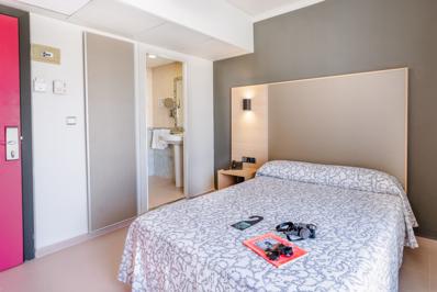 Foto The Red Hotel by Ibiza Feeling ** San Antonio