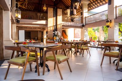 Foto Puri Raja Hotel Legian Bali *** Legian Beach