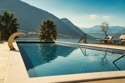 Foto Hotel HUMA Kotor Bay Hotel en Villas ***** Kotor