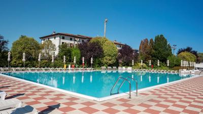 Foto San Benedetto Camping Relais **** Peschiera Del Garda