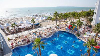 Foto Fafa Premium Resort **** Golem