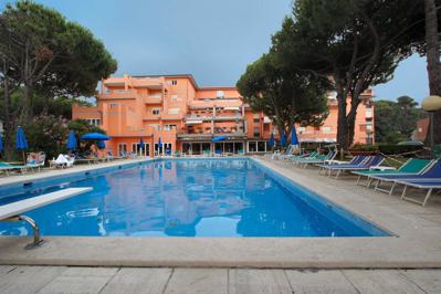Foto Hotel Versilia Palace **** Marina Di Pietrasanta