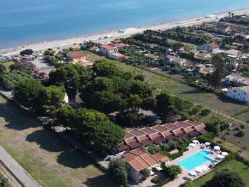 Foto Hotel Villa Teti ***** Campofelice Di Roccella
