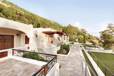 Foto Ramada Loutraki Poseidon Resort ***** Loutraki