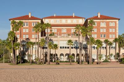 Casa del Mar