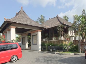 Bakungs Beach Cottages