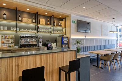 Foto DWO Yuste Alcala by Checkin *** Madrid