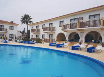 Aparthotel Cosmelenia