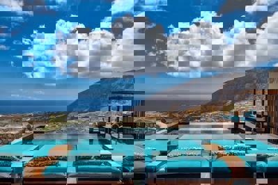 Foto Skyfall Suites **** Pyrgos Kallistis