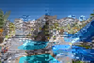 Hotel Holiday Park Resort