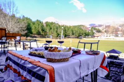 Foto Natyral Razma Resort **** Shkoder