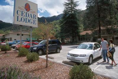 Foto Cedar Lodge *** El Portal