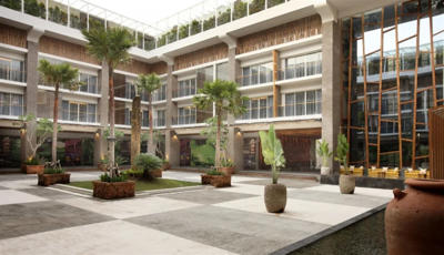 Foto TS Suites Leisure Seminyak Bali ***** Legian Beach