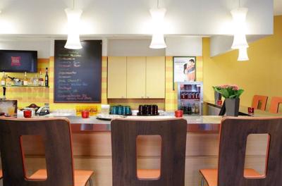 ibis Budapest Heroes Square