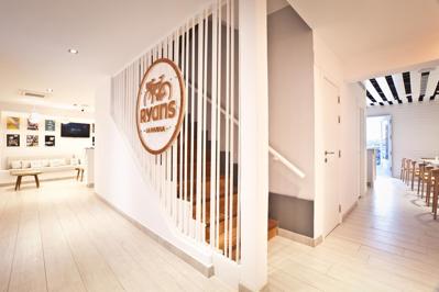 Foto Ryans La Marina *** Ibiza-Stad