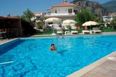 Meryem Ana Apart