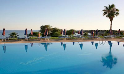 Aparthotel Corallia Beach