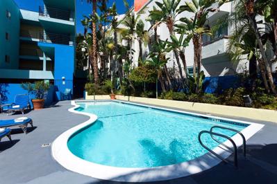 Foto Ramada Plaza by Wyndham West Hollywood Hotel en Suites *** West Hollywood