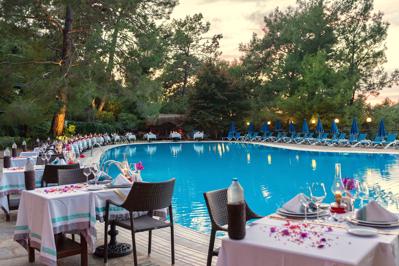 Foto Montana Pine Resort **** Oludeniz