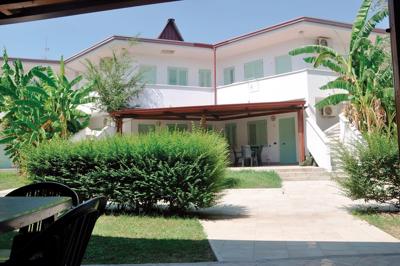 Foto Villaggio Borgo Degli Ulivi *** Sellia Marina