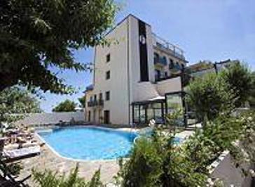 Foto Ferretti Beach **** Rimini