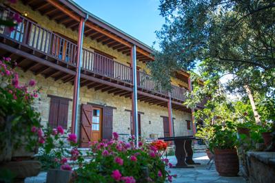 Foto Filokypros Eveleos Country House **** Tochni