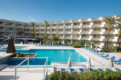 Aparthotel Globales Cala Bona