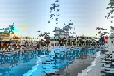 Foto Kamelya Collection Aishen Club ***** Side