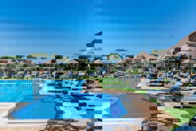 Foto Bostonia Village *** Acharavi