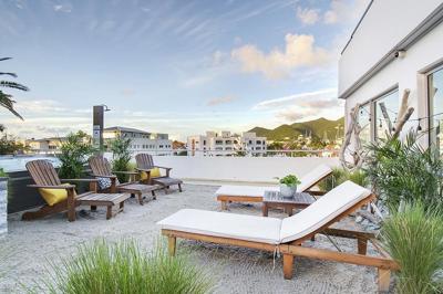 Foto Commodore Suites SureStay Collection *** Simpson Bay