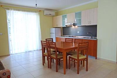 Foto Dolce Vita **** Durres