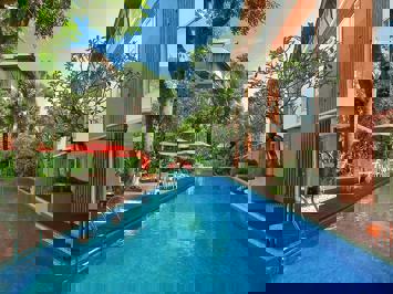 Harris Hotel en Residences Sunset Road