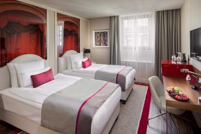 Foto Hotel Titanic Gendarmenmarkt ***** Berlijn