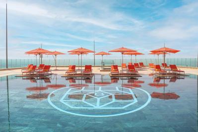Hotel The Bentley Luxury Hotel And Suites