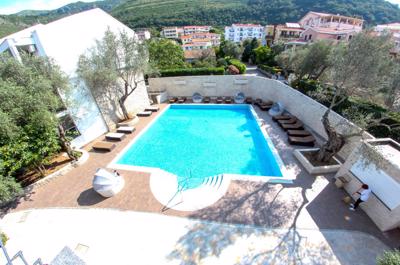 Foto Vile Oliva **** Petrovac