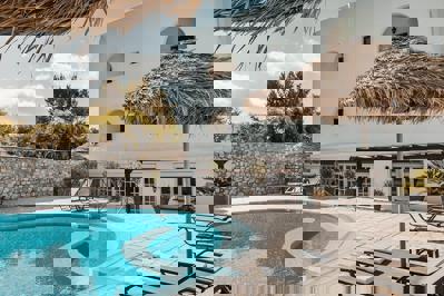 Foto Mary Bill ** Perissa