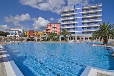 Foto Ai Pozzi Village Spa Resort **** Loano