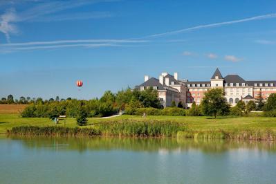 Foto Dream Castle Fabulous Hotels Group **** Magny Le Hongre