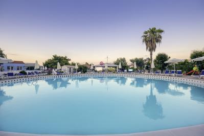 Foto Hotel Albatros *** Moraitika