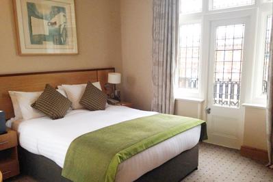Foto The Crown London **** Londen