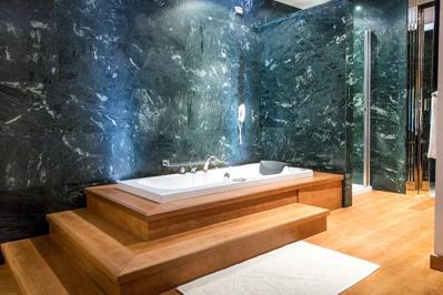 Foto Xheko Imperial **** Tirana