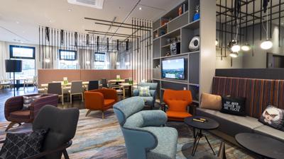 Foto Holiday Inn Hamburg City Nord **** Hamburg