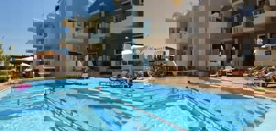 Foto Theros Tavronitis