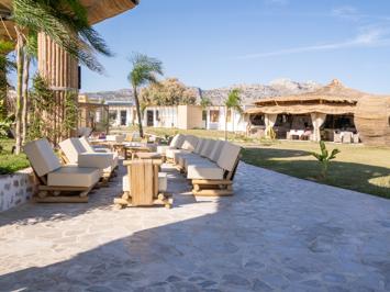 Foto Alia Luxury Suites en Spa Beachfront Hotel *** Charaki