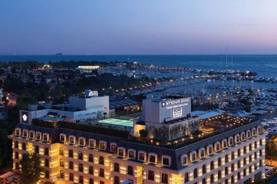 Foto Wyndham Grand Kalamis Marina ***** Istanbul