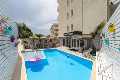 Foto Britania **** Vlore