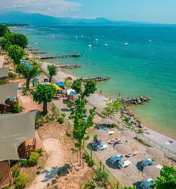 Foto Camping Village en Glamping Riva Blu Padenghe Sul Garda