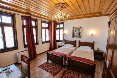 Foto Kastro ***** Gjirokaster