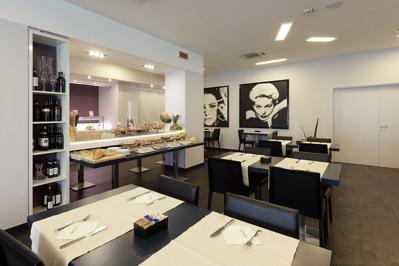 Foto Holiday Inn Milan Nord Zara **** Milaan